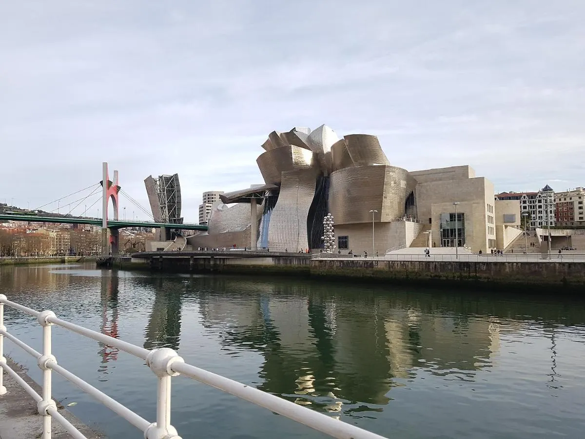 Gasthof Guggenheim Riverview 5 Bedrooms Bilbao Spanien